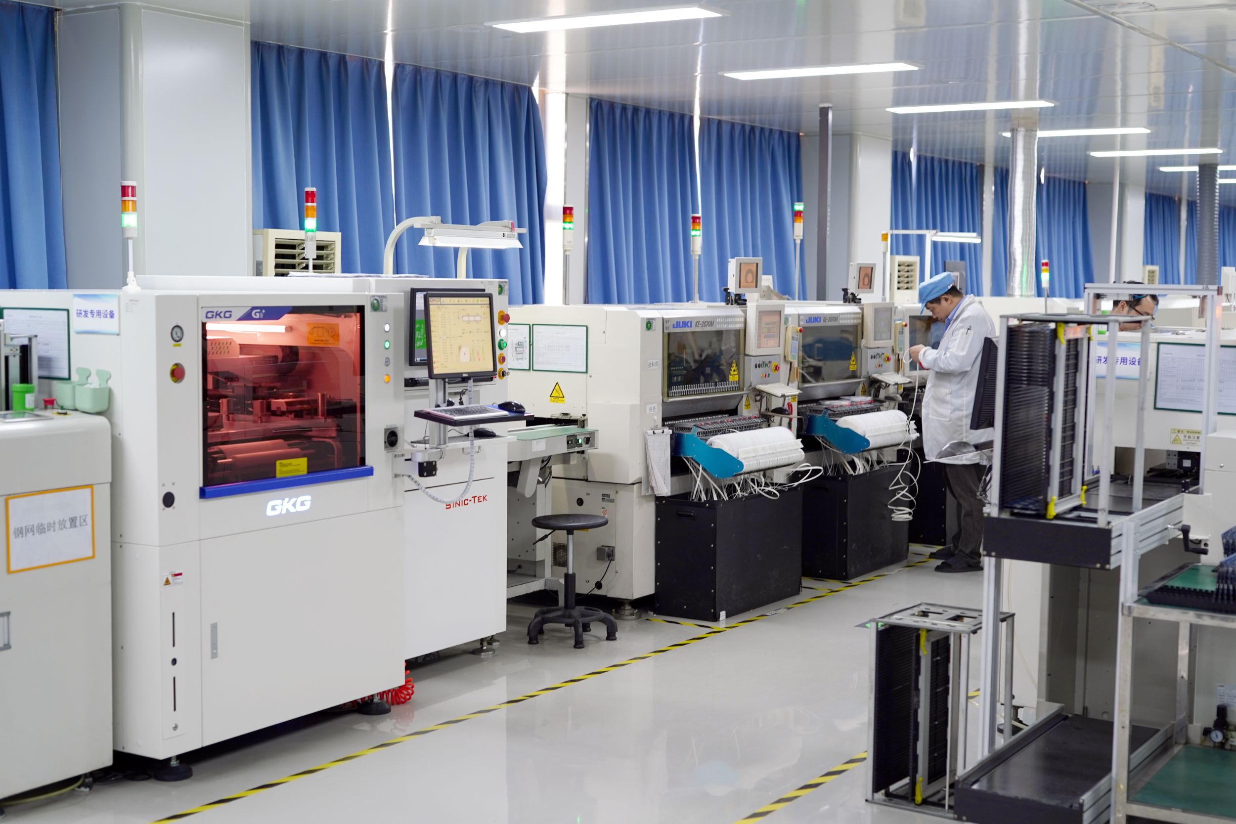 DMR Tier 2 and Tier 3 Radios: Discover Factory Innovations for Professional Communication DMR Tier 2 and Tier 3 Radios: Discover Factory Innovations for Professional Communication